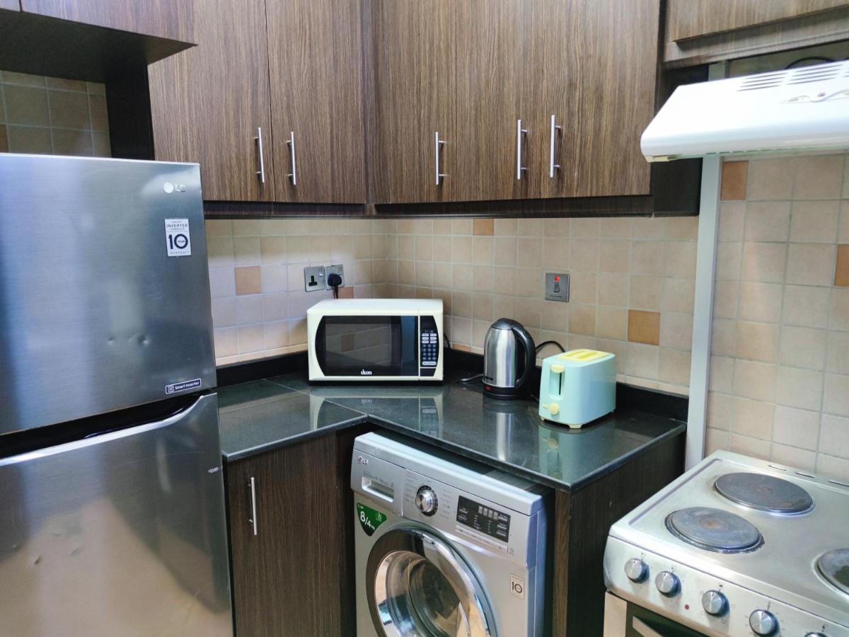 Cozy Mangrove View, Seaview 1 Bedroom 1 Partition Not * Abu Dhabi